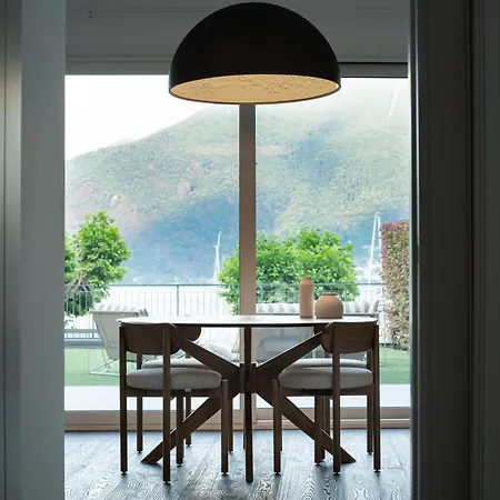 Al Porto Lakefront With Private Garage