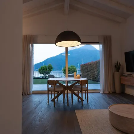 Al Porto Lakefront With Private Garage *