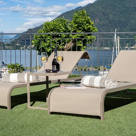 Al Porto Lakefront With Private Garage Villa *